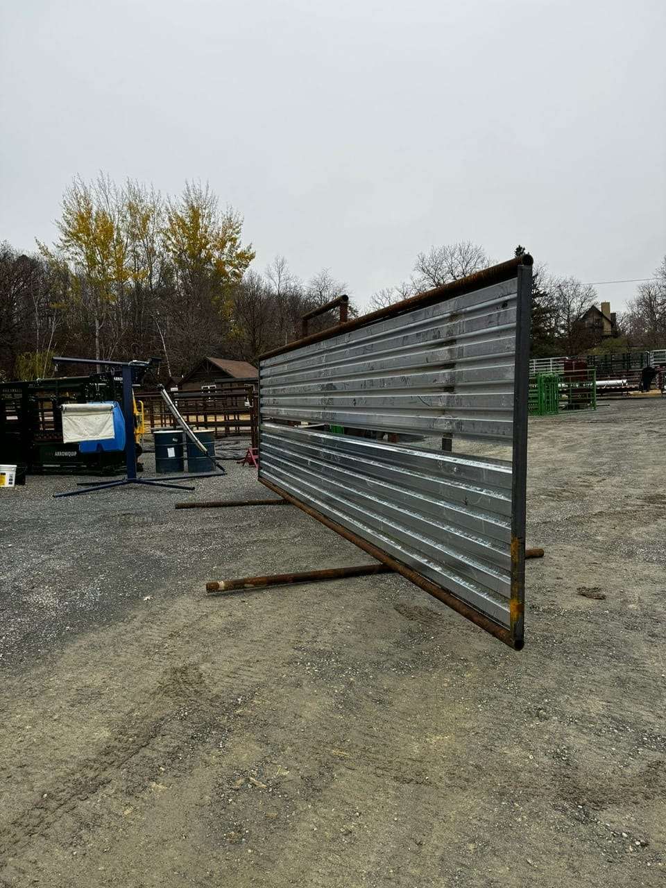 Windbreak 24' - Image 2