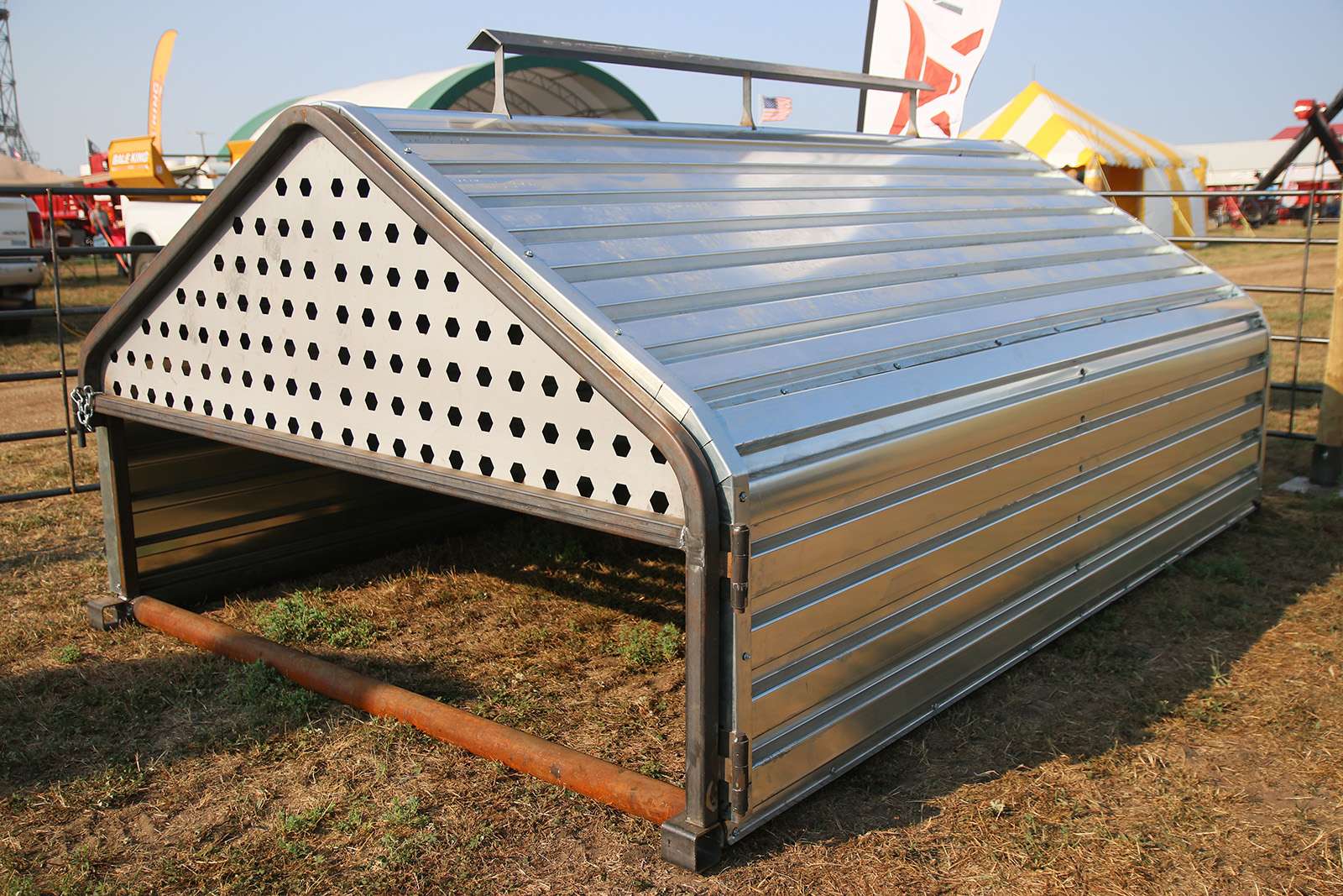 MAX Calf Shelters - Image 2