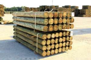 Southern Yellow Pine Wood Posts