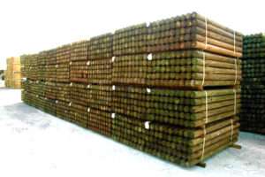 Southern Yellow Pine Wood Posts